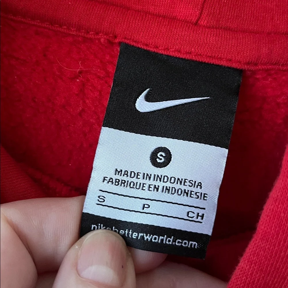 Nike SMALL women’s classic cotton fleece swoosh red pullover hoodie sweatshirt